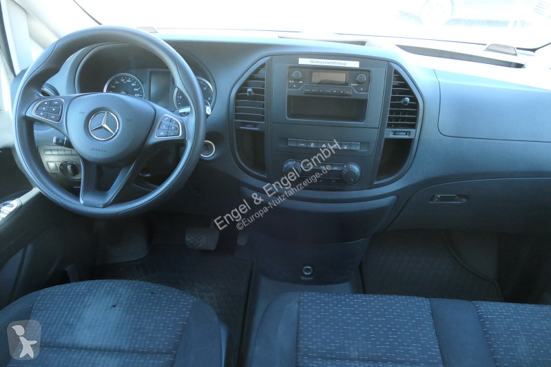 Véhicule utilitaire Mercedes Vito 116 CDI Mixto...