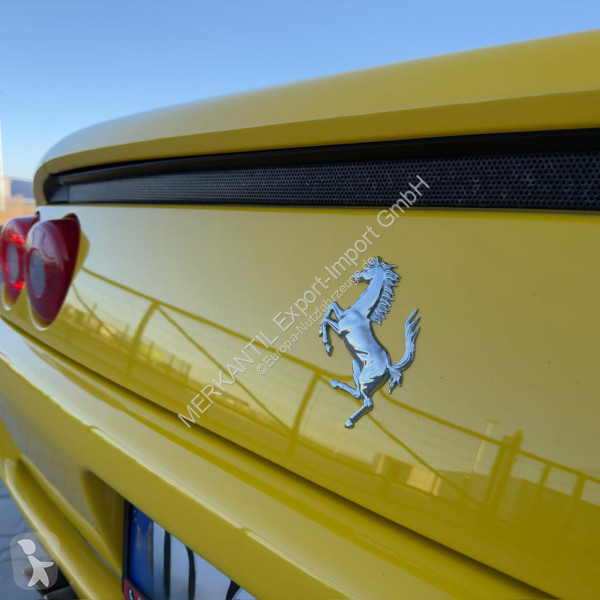 Ferrari 355F1 Berlinetta Transporter