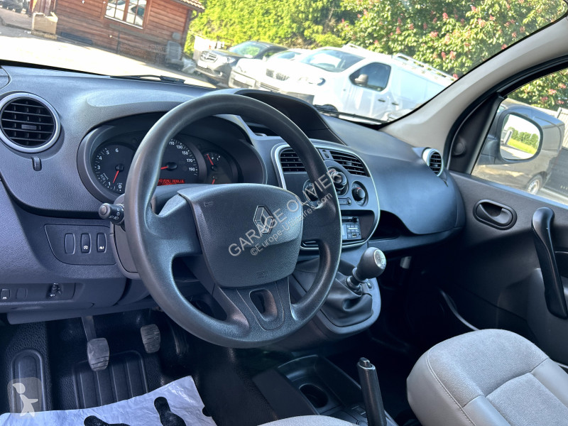 Véhicule utilitaire Renault Maxi Grand Volume...