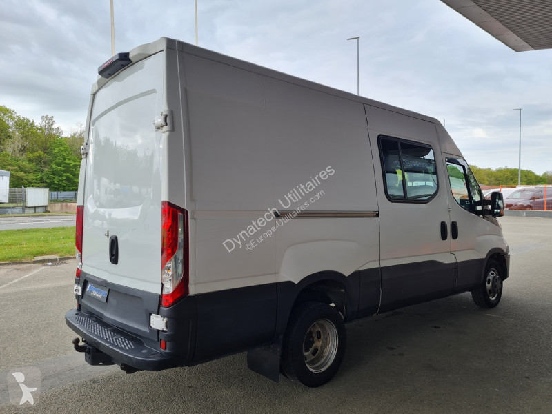 عربة نفعية Iveco DAILY 35C FG 35C14V12