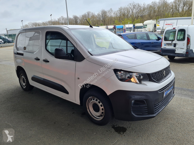 Véhicule utilitaire Peugeot PARTNER STANDARD...