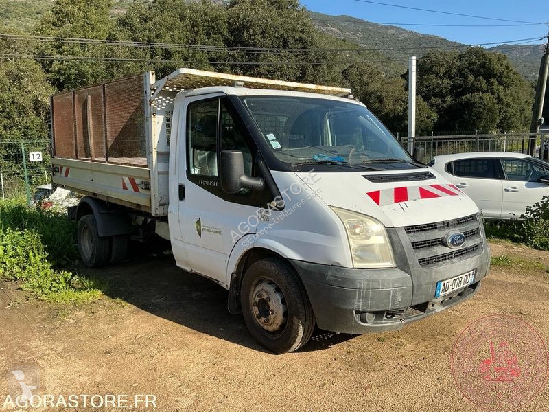 Коммерческий автомобиль Ford TRANSIT