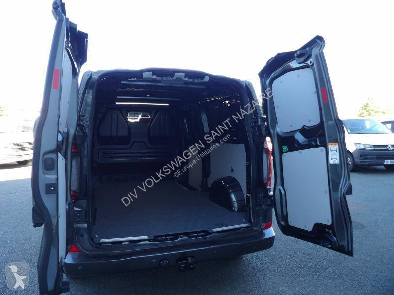 Volkswagen TRANSPORTER VAN L2H1 2.0 TDI 150...
