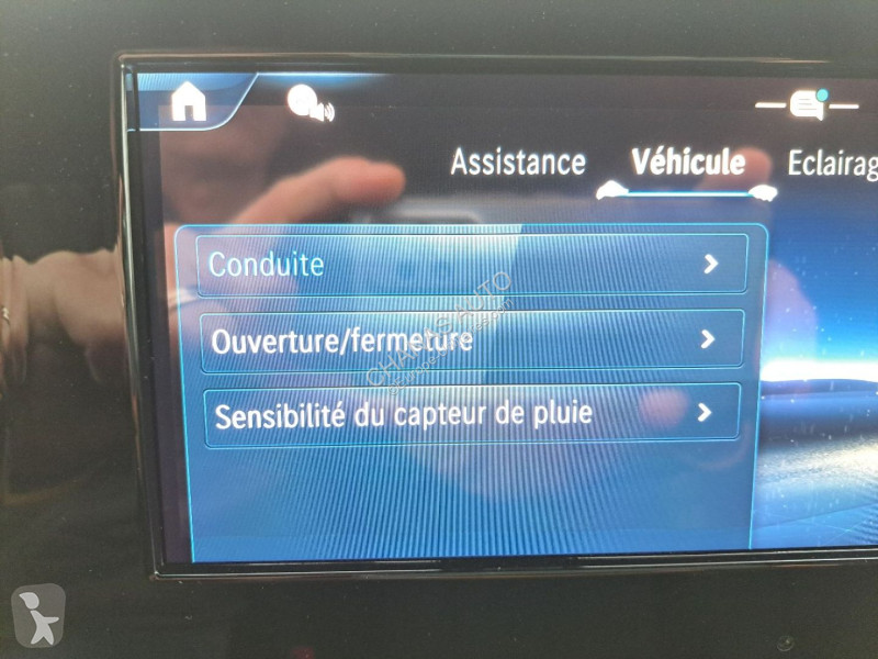 Véhicule utilitaire Mercedes 317 CDI 43 3.5T...