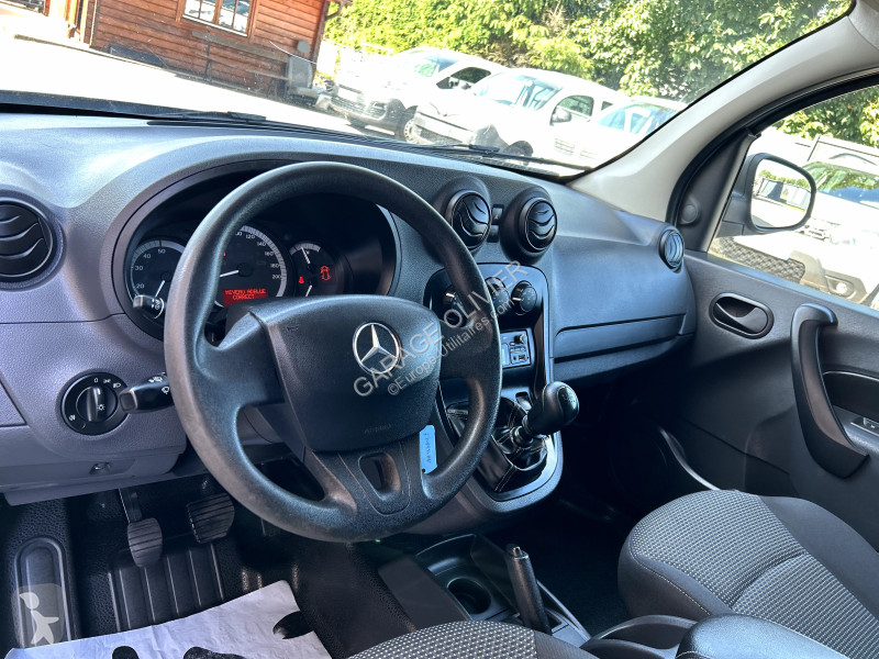 Véhicule utilitaire Mercedes Long 109 1.5 CDI...