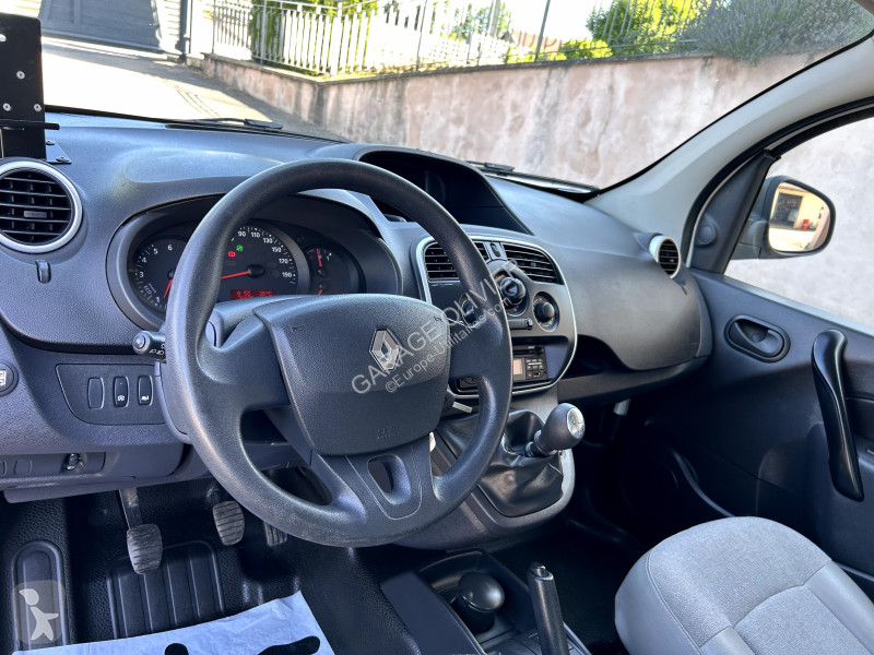 عربة نفعية Renault Maxi Grand Volume 1.5 Blue...