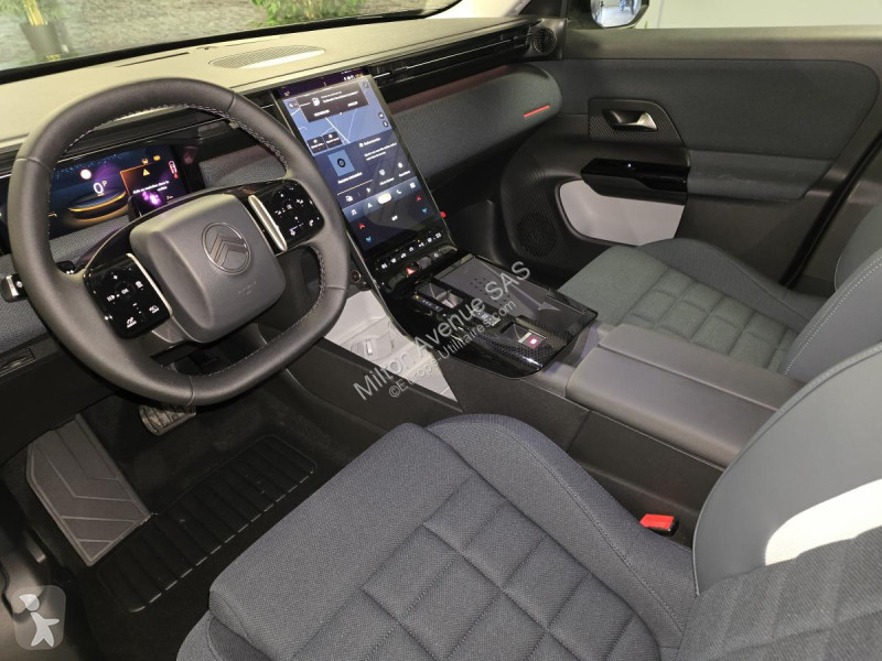 Véhicule utilitaire Citroën C5 AIRCROSS 1.2i...