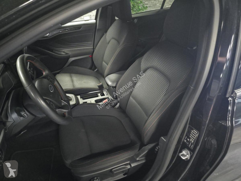 Véhicule utilitaire Ford FOCUS 1.0 EcoBoost...