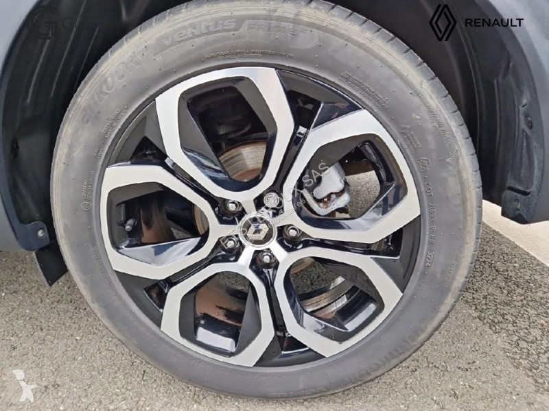 عربة نفعية Renault ARKANA