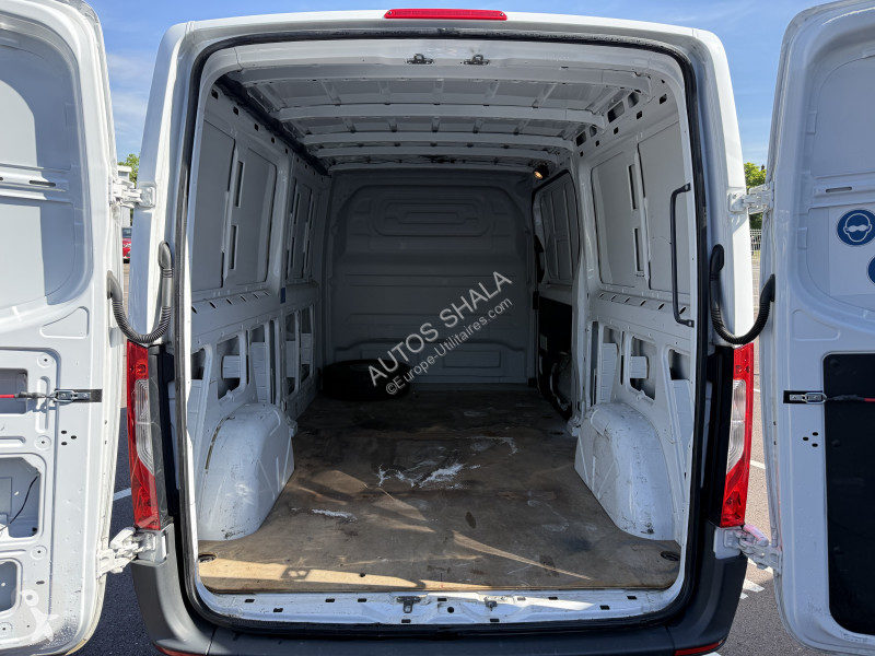 عربة نفعية Mercedes SPRINTER FG / PRIX HT 20...