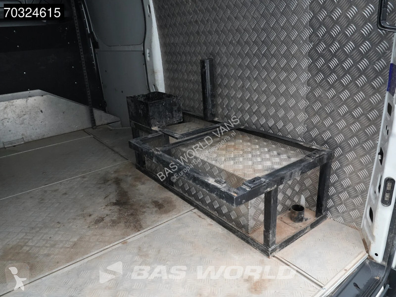 Bedrijfswagen Iveco 35C14 Dubbellucht L2H2 3,5t...