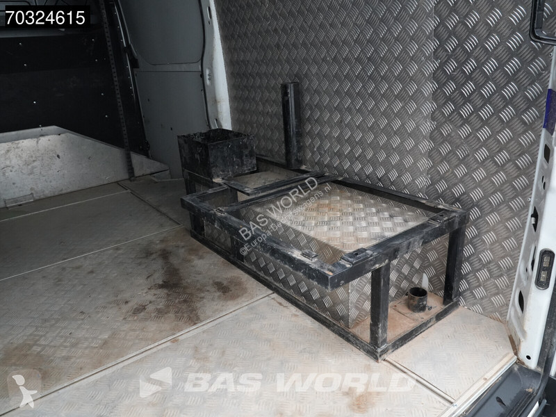 Bedrijfswagen Iveco 35C14 Dubbellucht L2H2 3,5t...