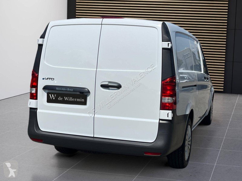 عربة نفعية Mercedes e 112 Fourgon Long
