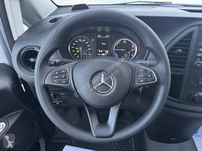 عربة نفعية Mercedes e 112 Fourgon Long