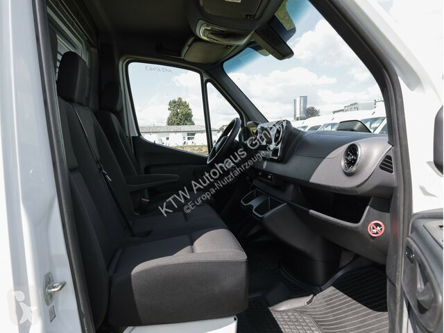 Véhicule utilitaire Mercedes Sprinter 317...