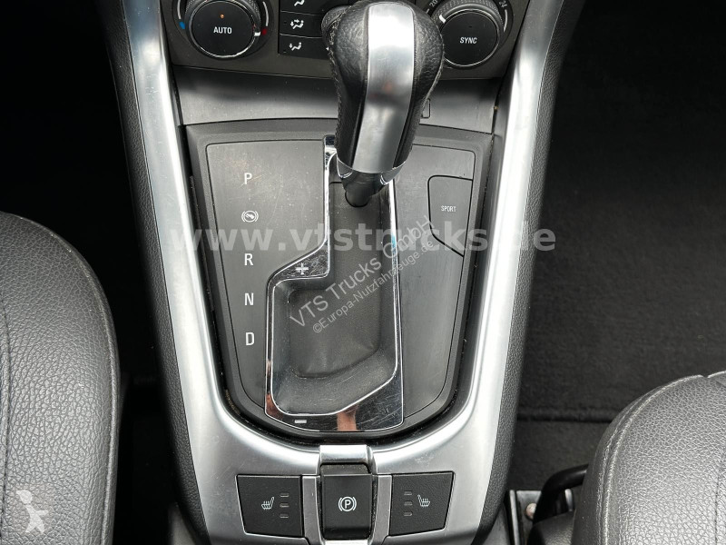 عربة نفعية Opel