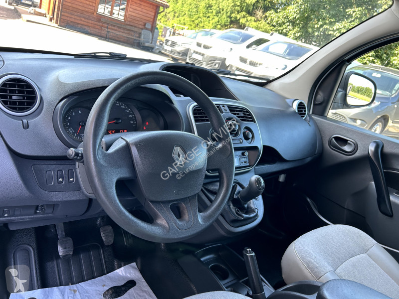 Véhicule utilitaire Renault Maxi Grand Volume...