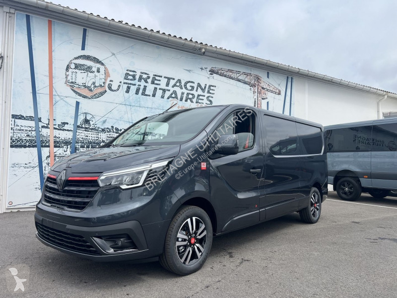 Véhicule utilitaire Renault TRAFIC III FG NEUF:...