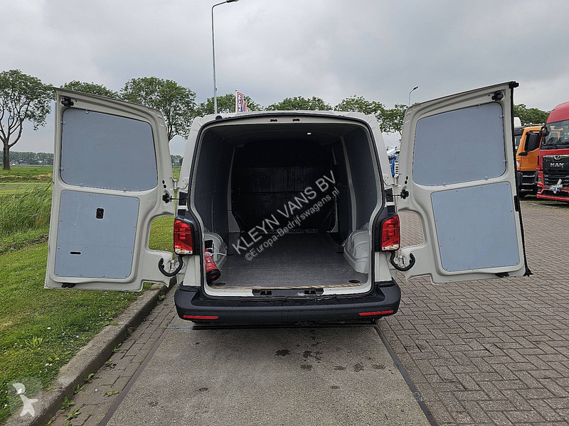 Furgoneta Volkswagen 2.0 TDI T6.1 150Pk L2H1 Autm