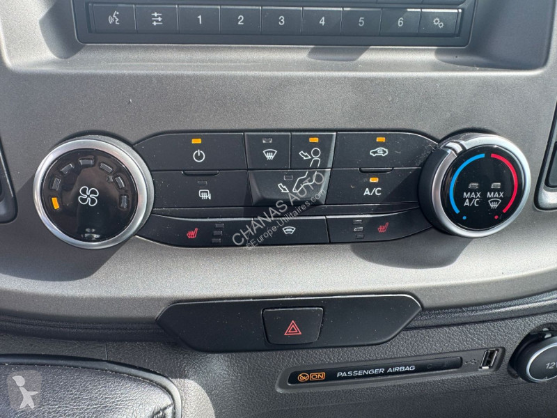 Véhicule utilitaire Ford 320 L1H1 2.0 TDCi 130...
