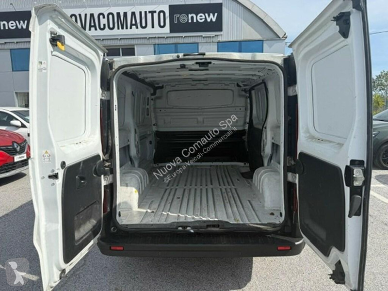 عربة نفعية Renault IV