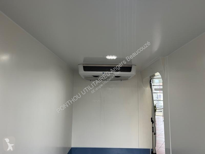 Samochód dostawczy Maxus 9 Fg 9 L3H2 150ch...