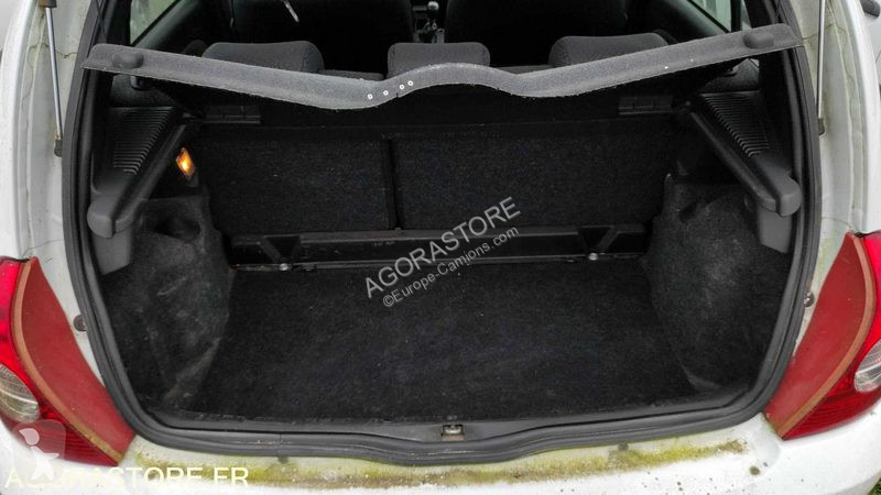 Коммерческий автомобиль Renault CLIO