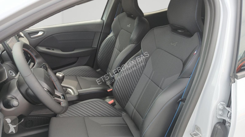 Véhicule utilitaire Renault CLIO V