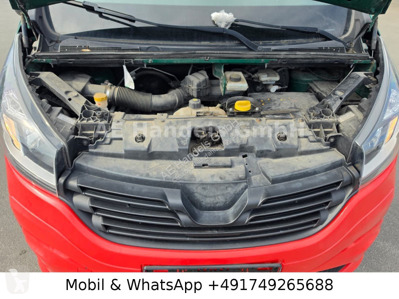 عربة نفعية Renault Combi 9 Sitzer...