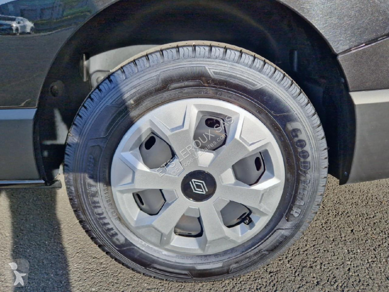 Véhicule utilitaire Renault TRAFIC