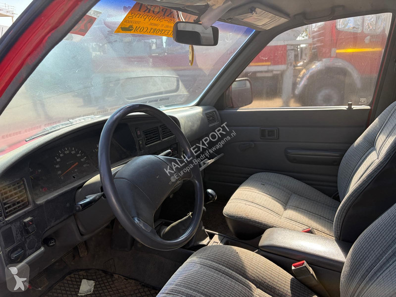 عربة نفعية Toyota Pick-Up Truck - 4x4 - Manual...