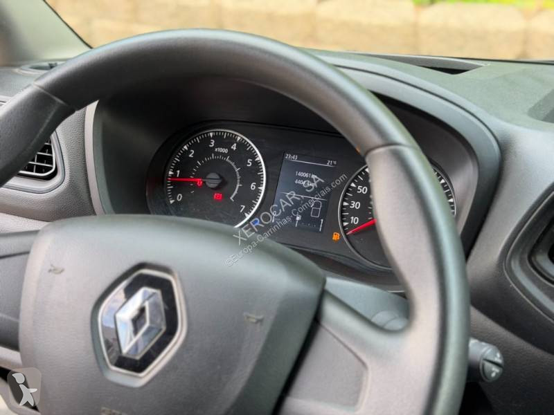عربة نفعية Renault