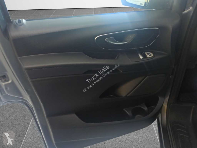 عربة نفعية Mercedes III - vito 116 cdi...
