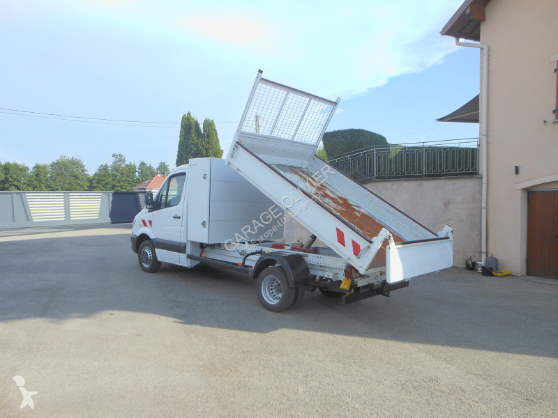 Véhicule utilitaire Mercedes Benne 514 CDI 37...