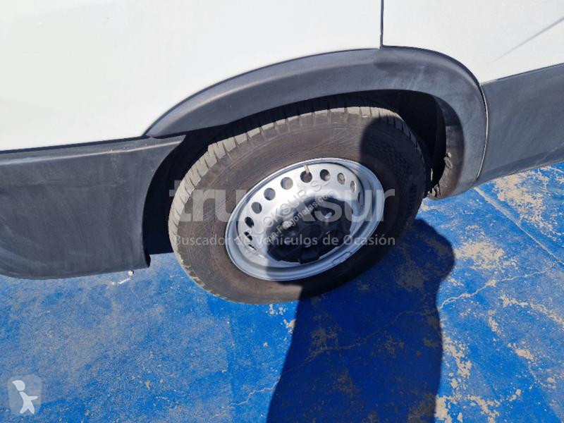 Furgoneta Iveco  DAILY 35S16 12M3