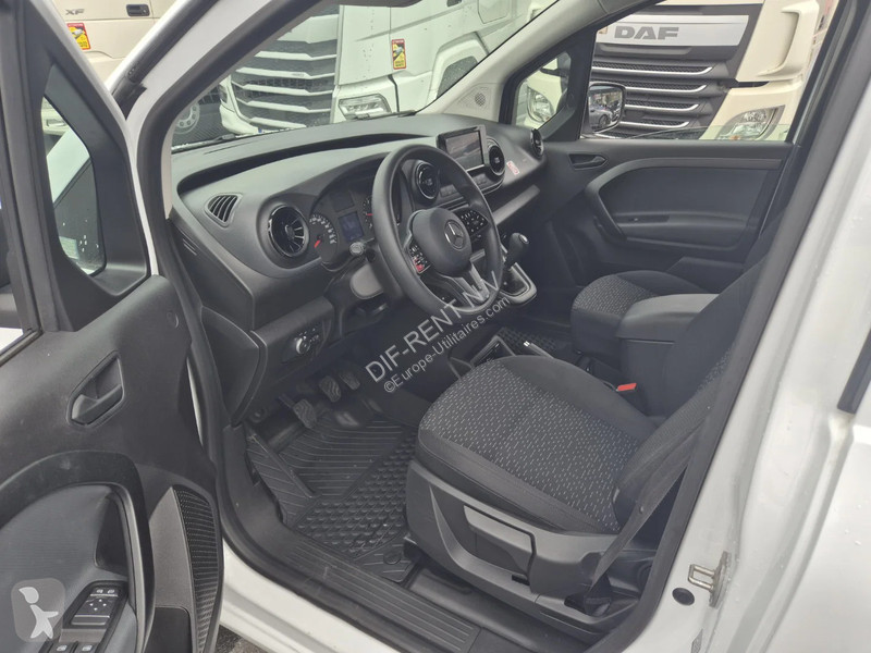 عربة نفعية Mercedes 110 CDI