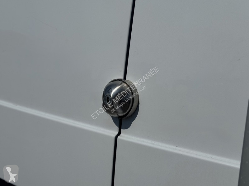 Véhicule utilitaire Mercedes 119 CDI 4x4...