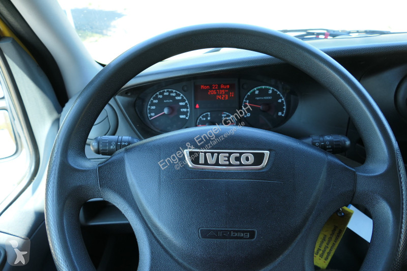 Iveco Daily 35 S11 C30C AUTOMATIK KAMERA Regale...