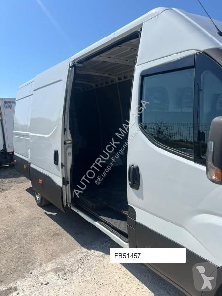 Furgoneta Iveco 35-160