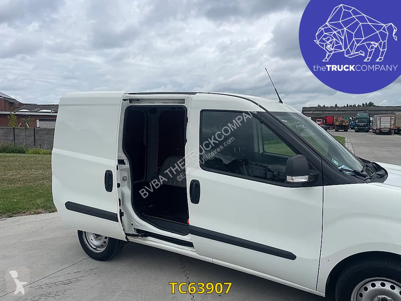عربة نفعية Fiat Cargo 1.6 Doblò