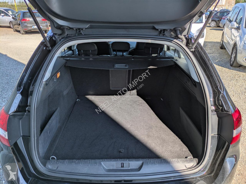 عربة نفعية Peugeot 308 SW STYLE 1.2I 110CH BVM5
