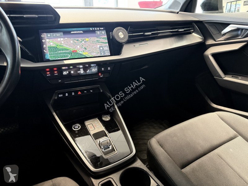 Véhicule utilitaire Audi A3 BERLINE / A PARTIR...
