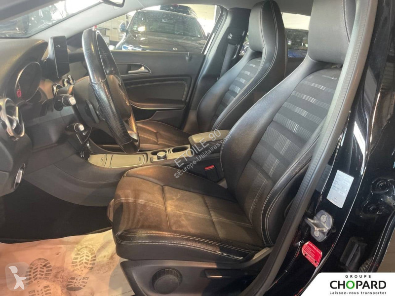 Samochód dostawczy Mercedes GLA 180 7-G DCT