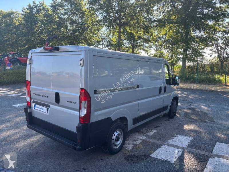 Samochód dostawczy Peugeot