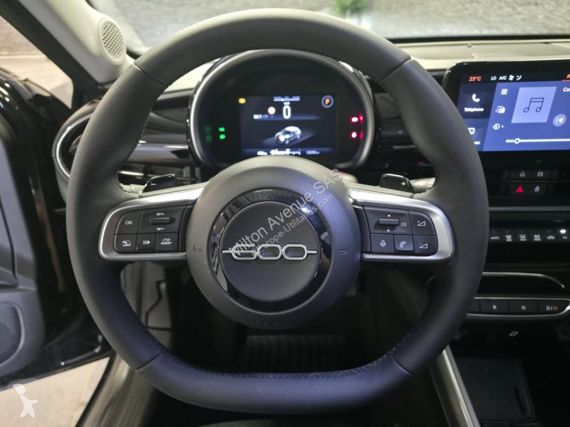 Samochód dostawczy Fiat FIAT 600 1.2 Hybrid -...