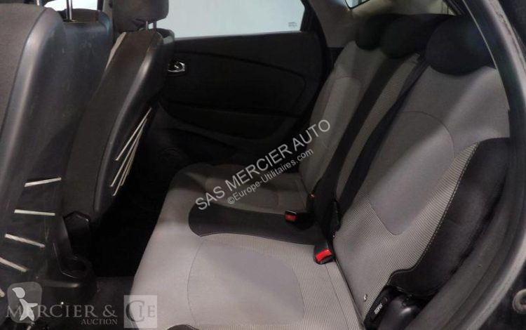 عربة نفعية Renault