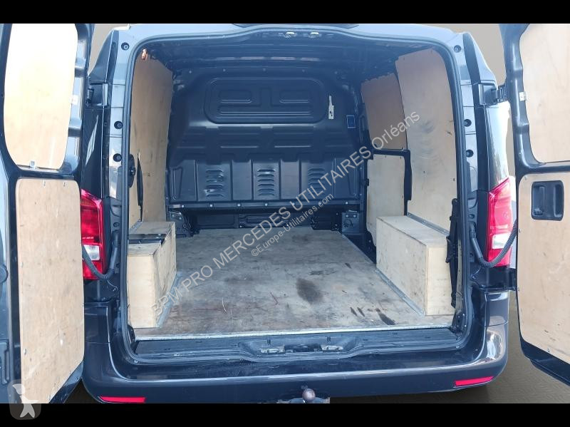 Véhicule utilitaire Mercedes Fg 119 CDI Compact...