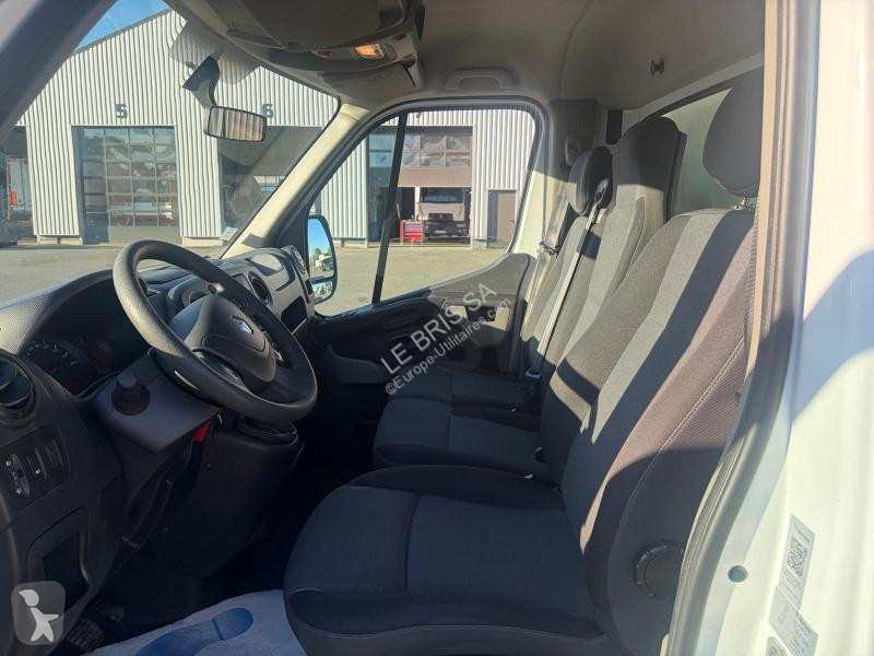 عربة نفعية Renault 2.3L - DCi130 MASTER