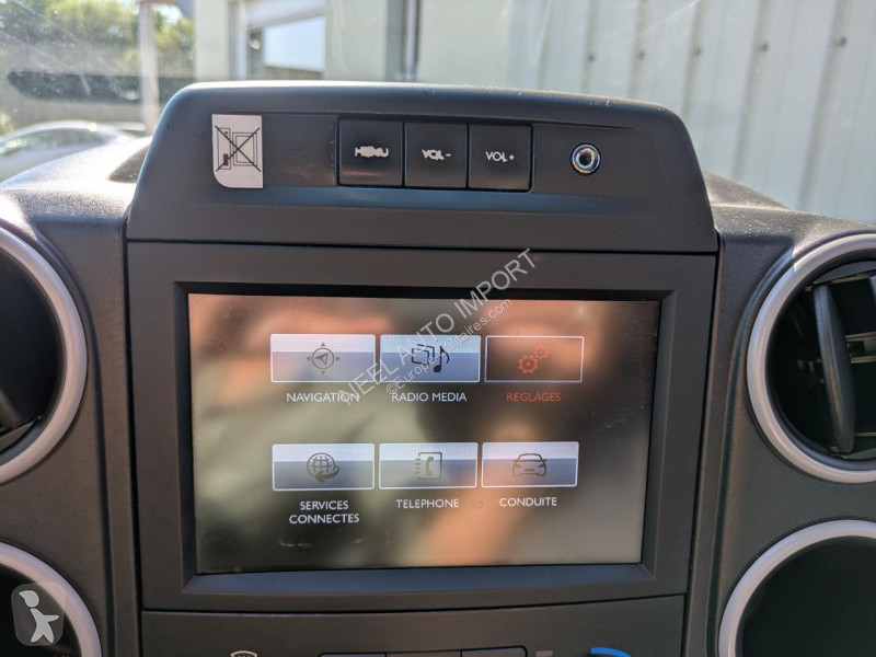 Véhicule utilitaire Citroën BERLINGO II 1.6...