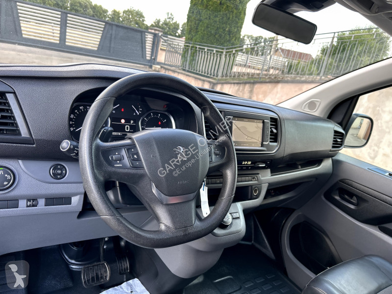 عربة نفعية Peugeot 2.0 Bluehdi 120 Premium Pack...